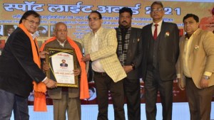 Girish Pant Receives SPOTLIGHT AWARD 2021 in the field of Social Work